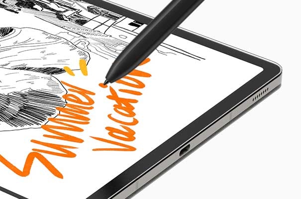 Cận cảnh bút S Pen đang vẽ trên màn hình Galaxy Tab S9.